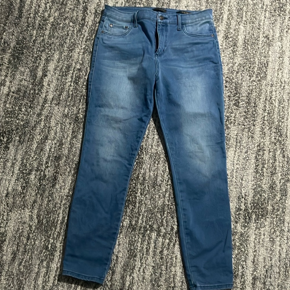 Guess jeans Size 32 these are called 1981 leggings!